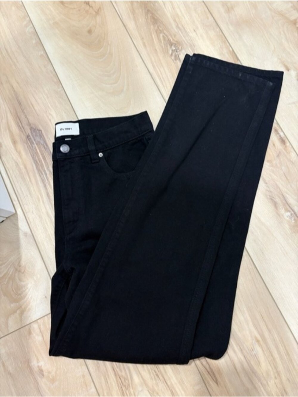 DL1961 Slim Straight Jeans